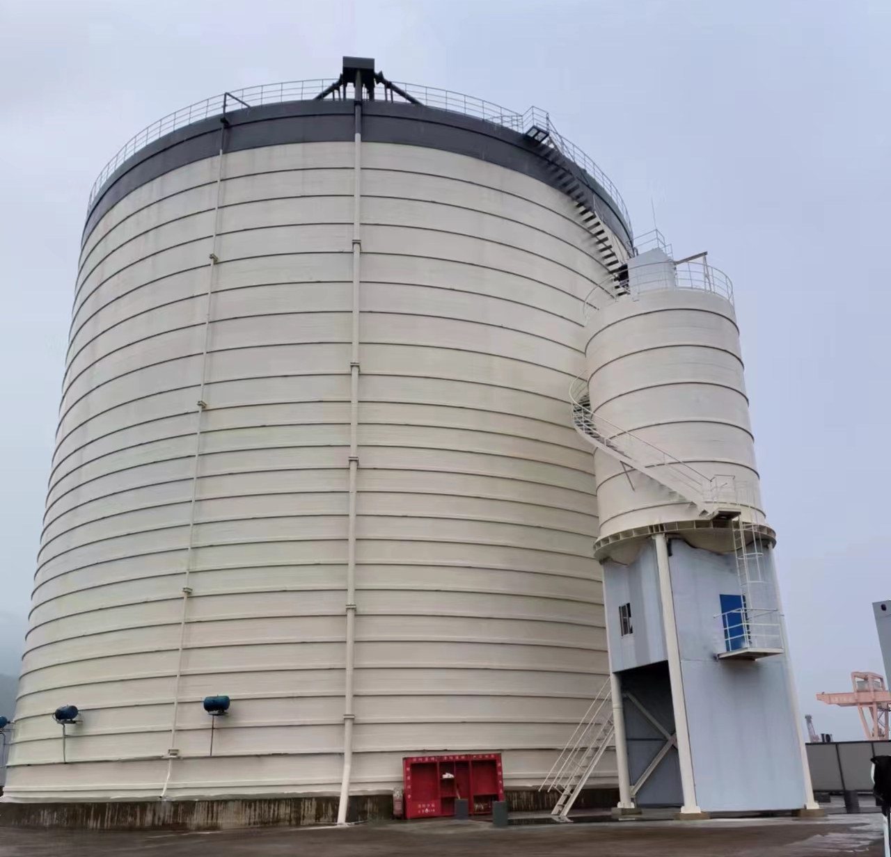 黑山10万吨水泥钢板库